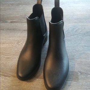 ❌SOLD❌Rain boots